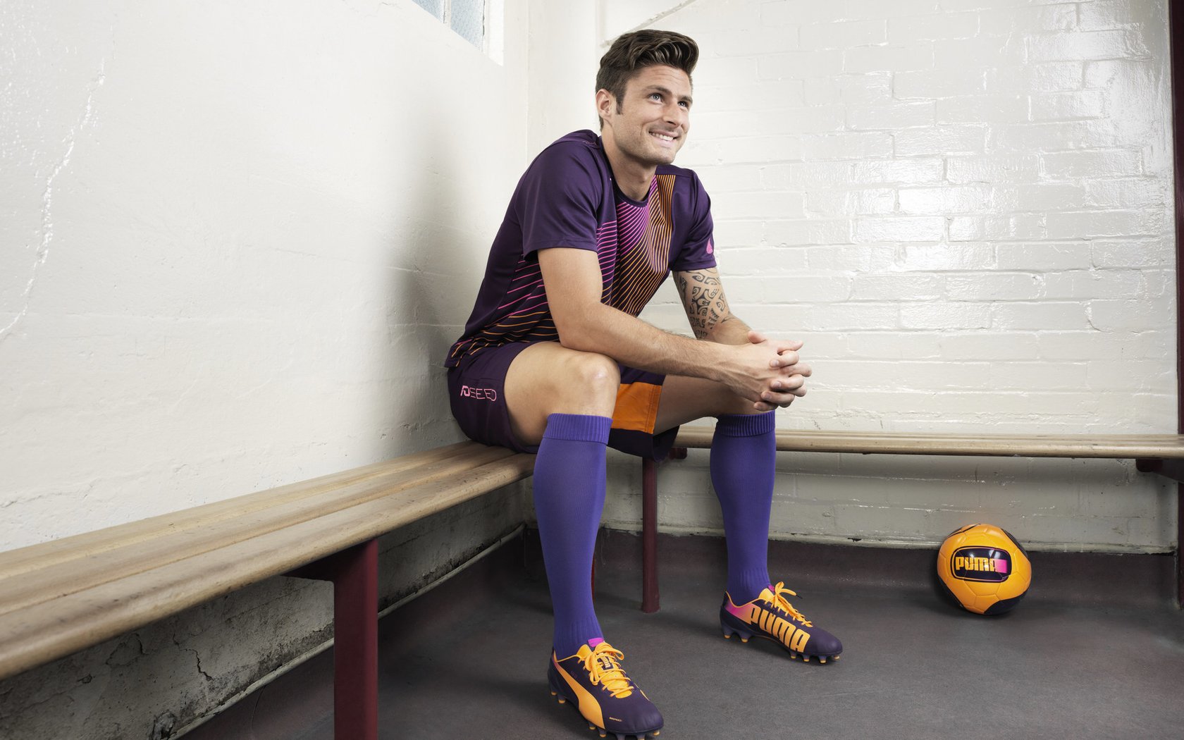 JIUYOU GAMING-外教更替频繁对球队战术体系有何影响，外教更替频繁对球队战术体系有何影响